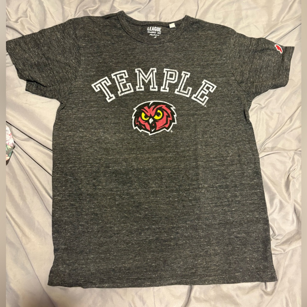 League women’s Temple University t-shirt